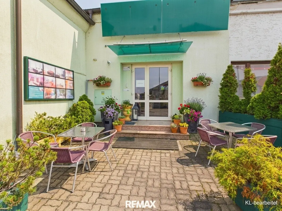 Charming workers quarters or private rooms near Bruck/Leitha