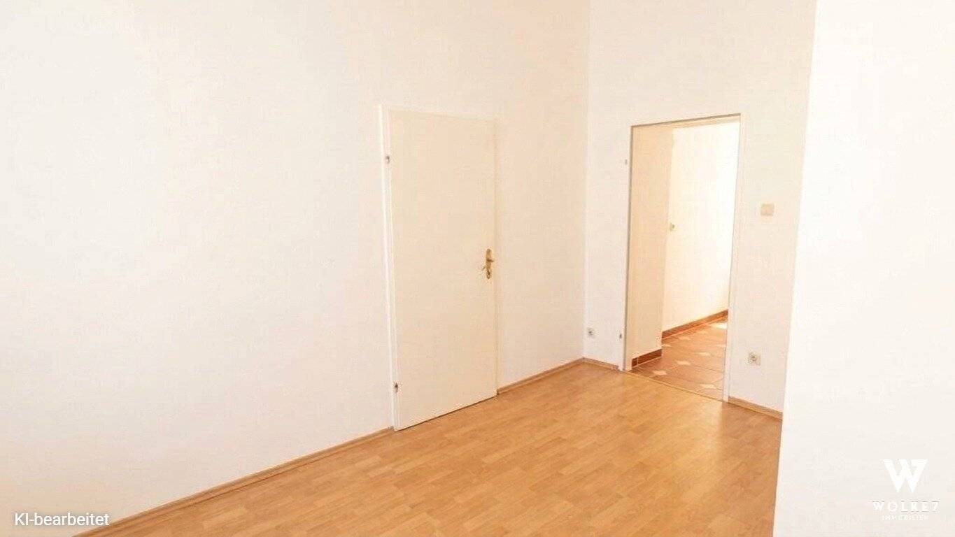 Spacious 4.5-room apartment | Suitable for family or flatshare | Near U1