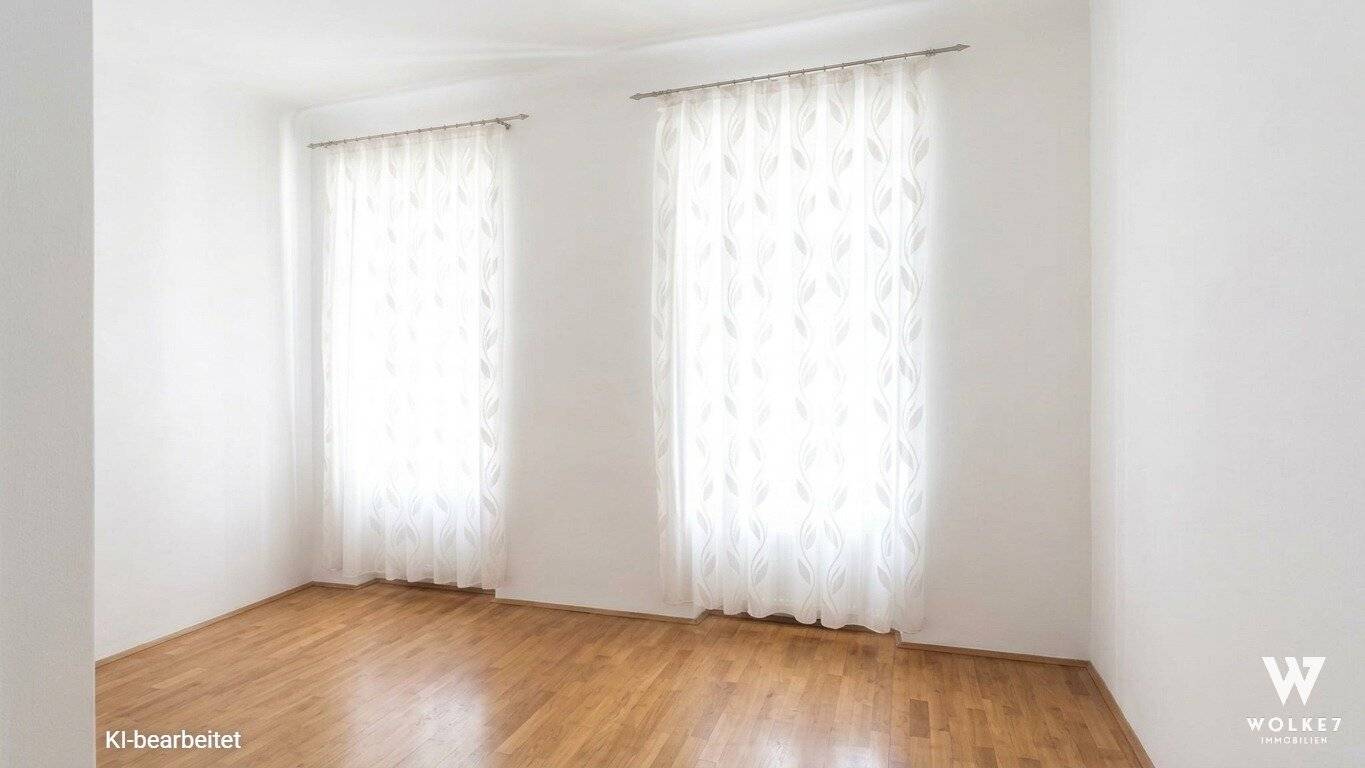 Spacious 4.5-room apartment | Suitable for family or flatshare | Near U1