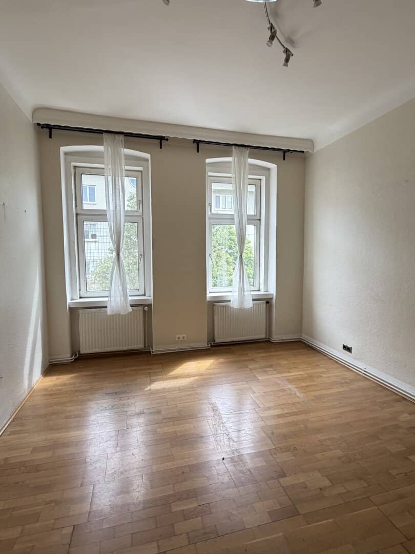 Apartment with inset apartment