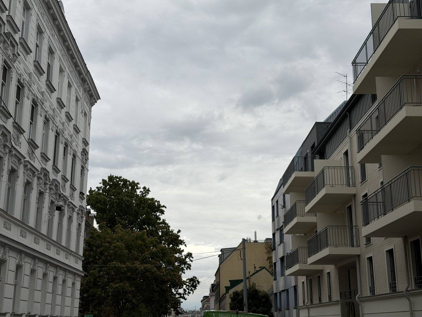 First occupancy perfect for two 16 m² terrace sought-after location modern building services! (translated) - please ignore this string