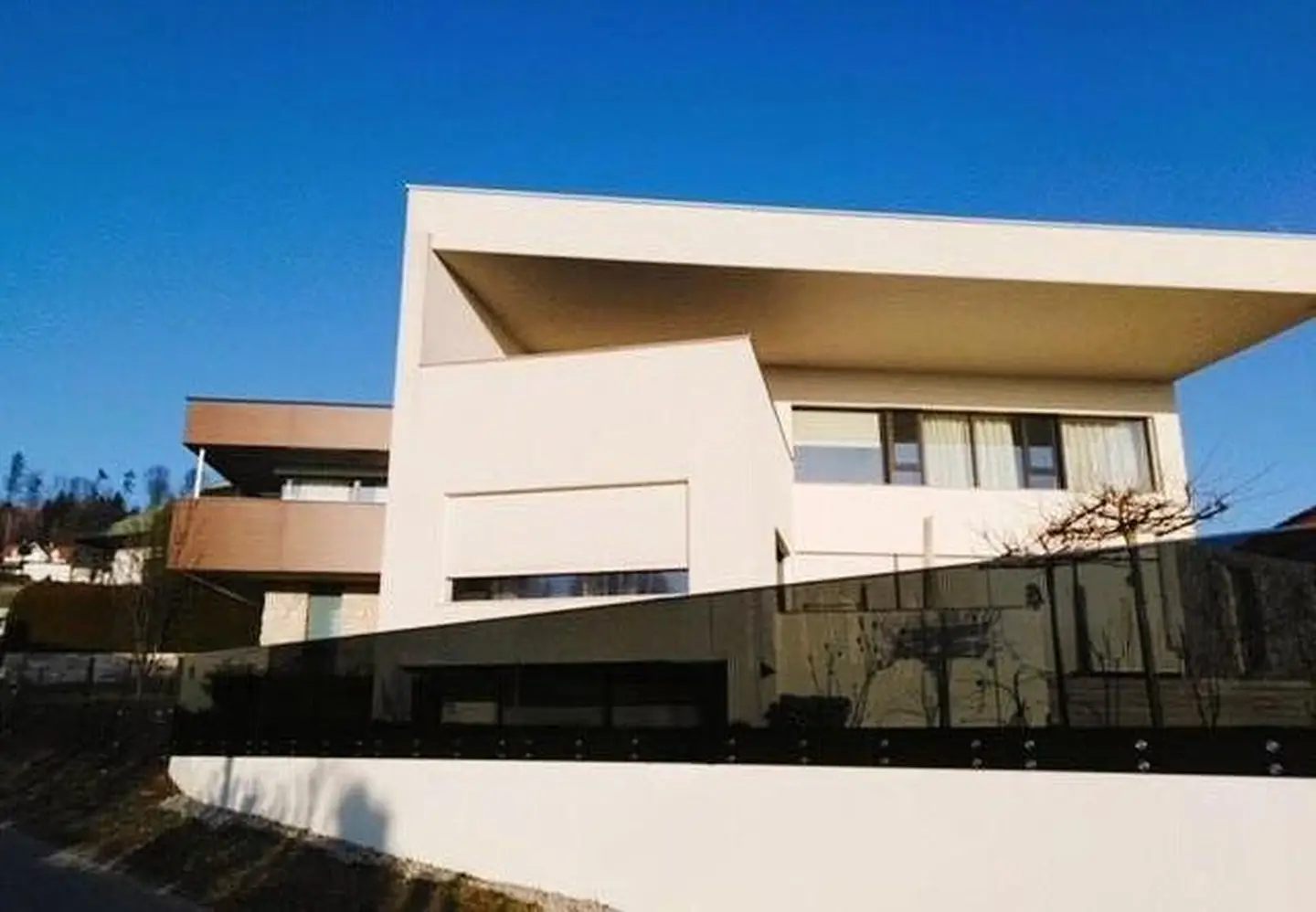 Family apartment with Danube view pool and sauna
