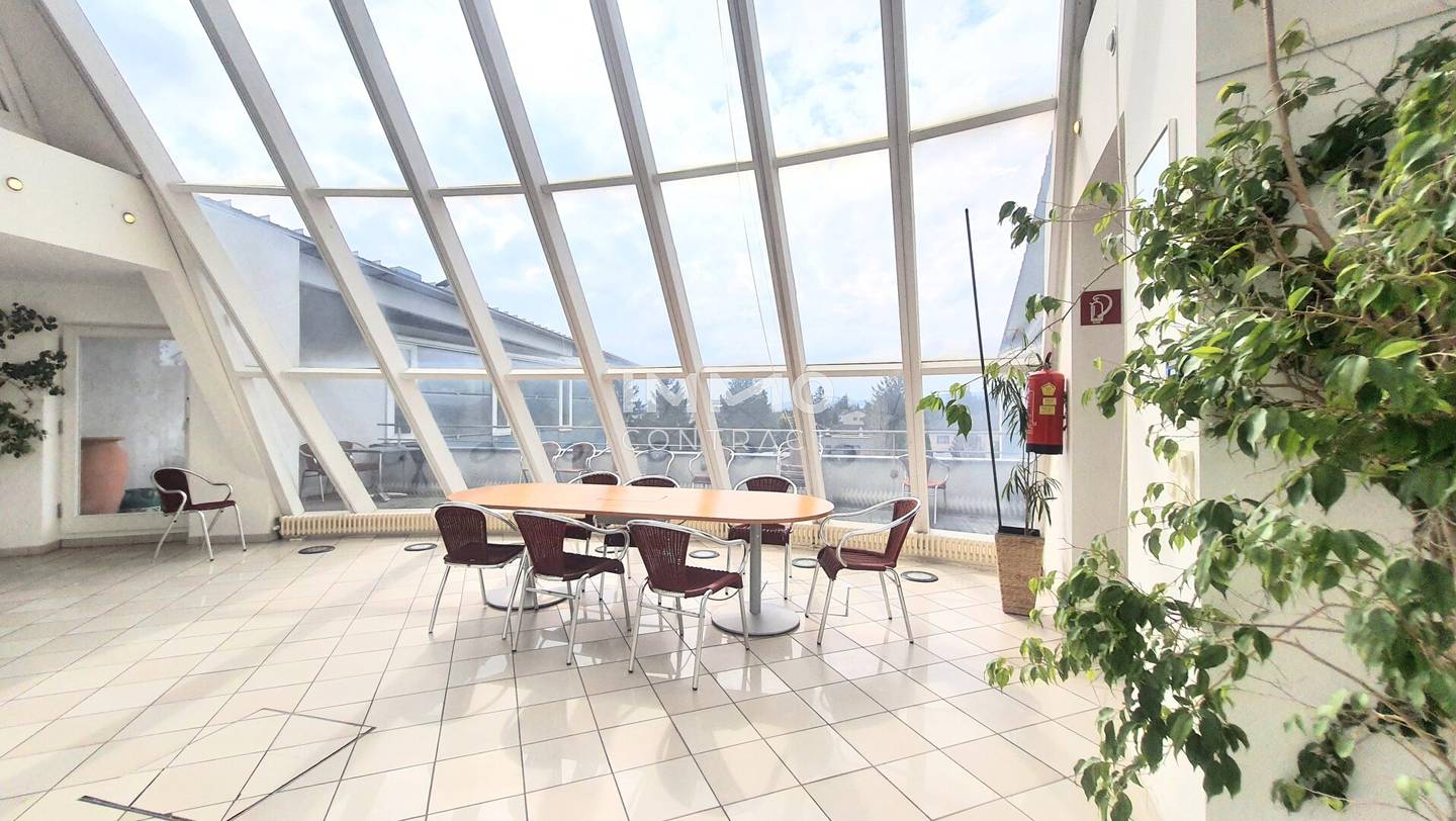 Einzelbüro 36m², All-Inklusive Miete (inkl. BK, Heizung, Strom, Parkplatz nach Verfügbarkeit)