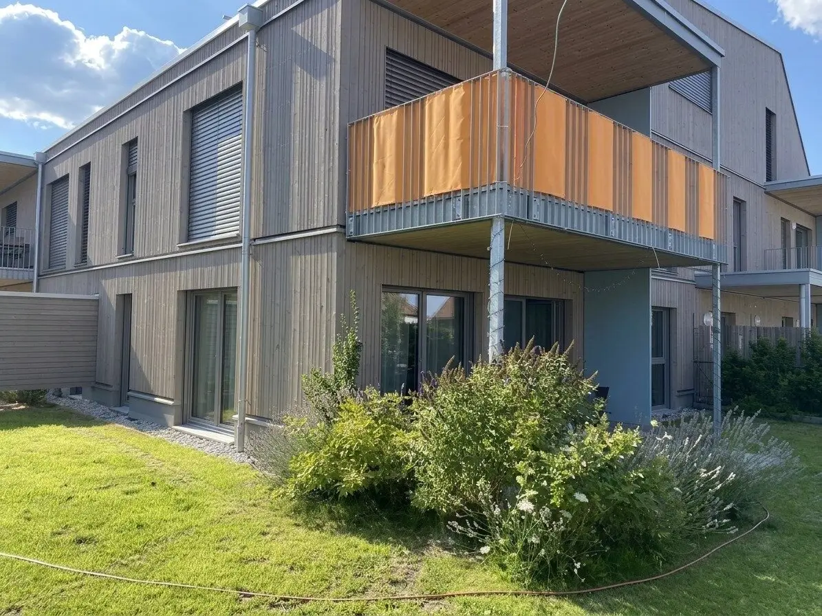 Neubauwohnung mit Garten und Terrasse in Gießhübl
