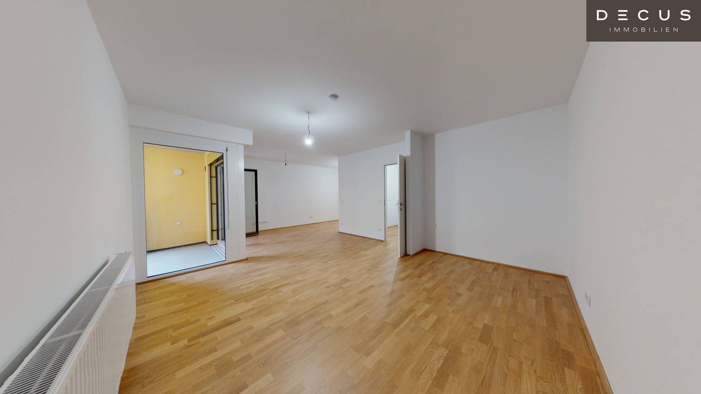 Near Theresa-Tauscher-Park / South-facing / 1-room / Loggia / 1st floor
