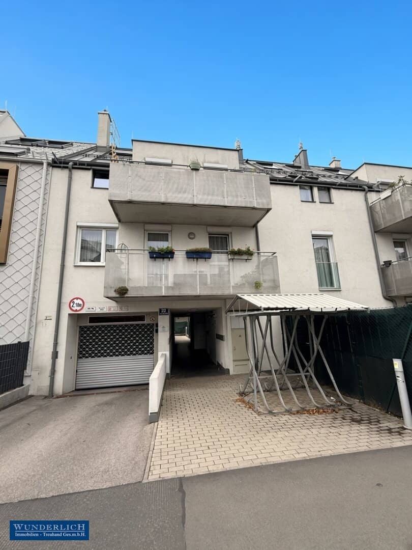 New-build balcony ownership with underground parking space