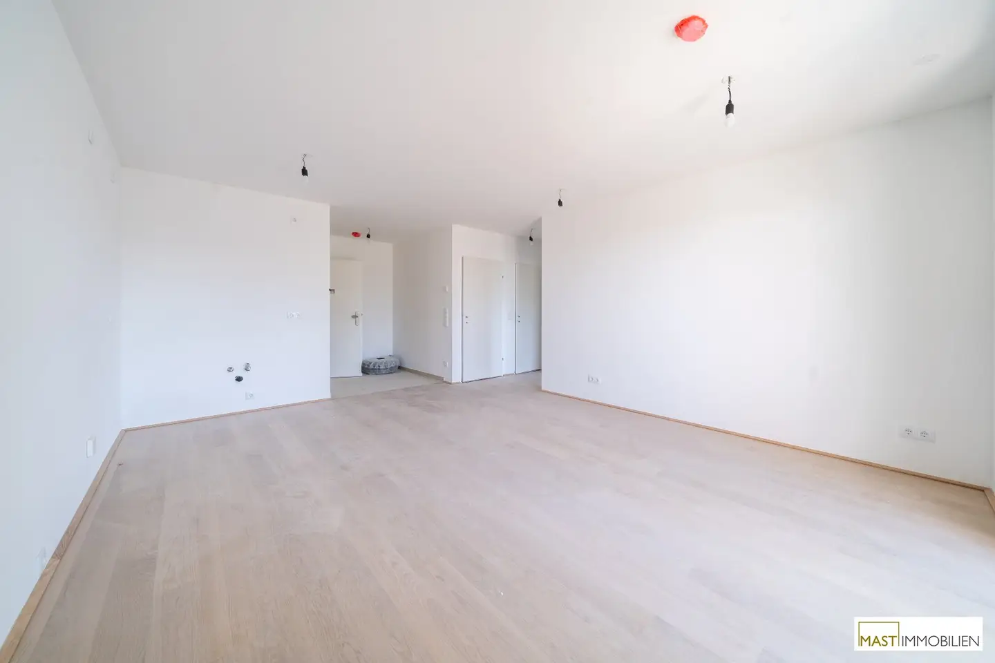 2-room apartment on the 1st floor Available from December