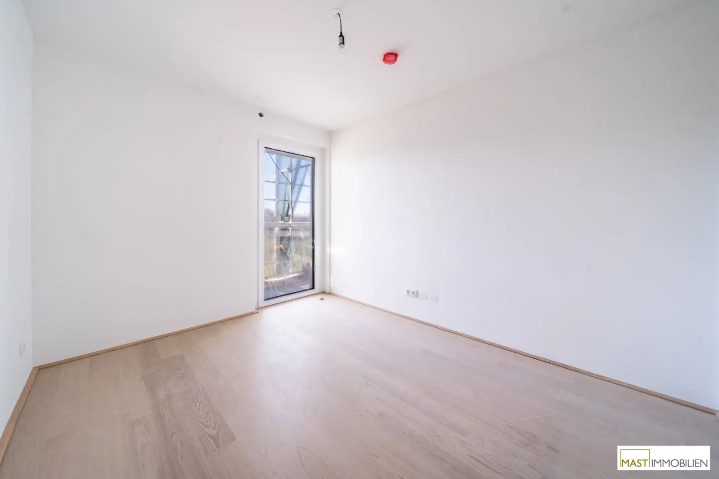2-Zimmer Wohnung im 1. OG Beziehbar ab Dezember