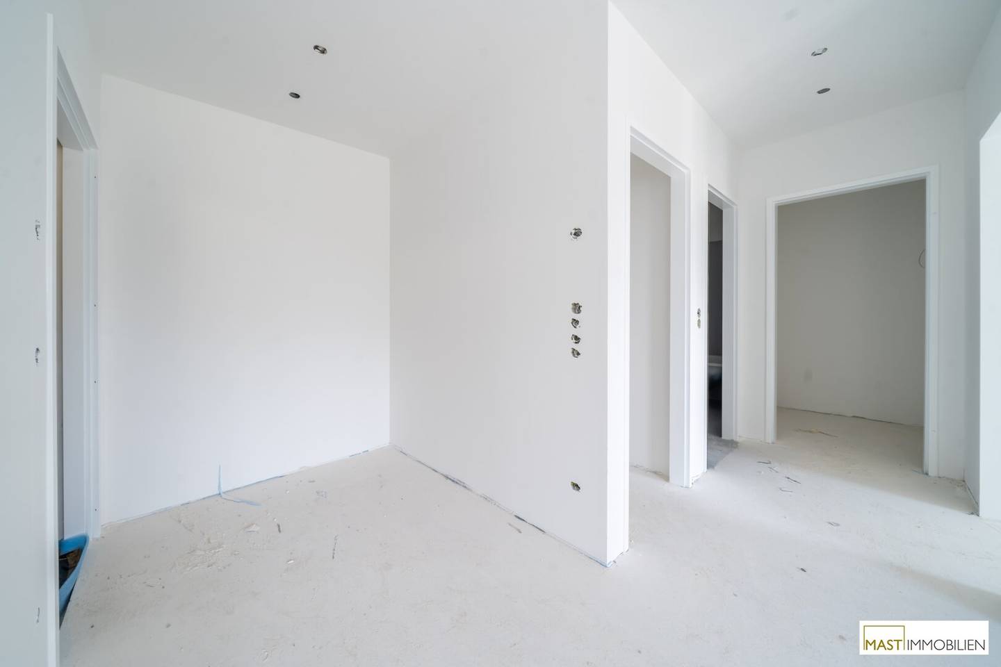 2-Zimmer Wohnung im 1. OG Beziehbar ab Dezember