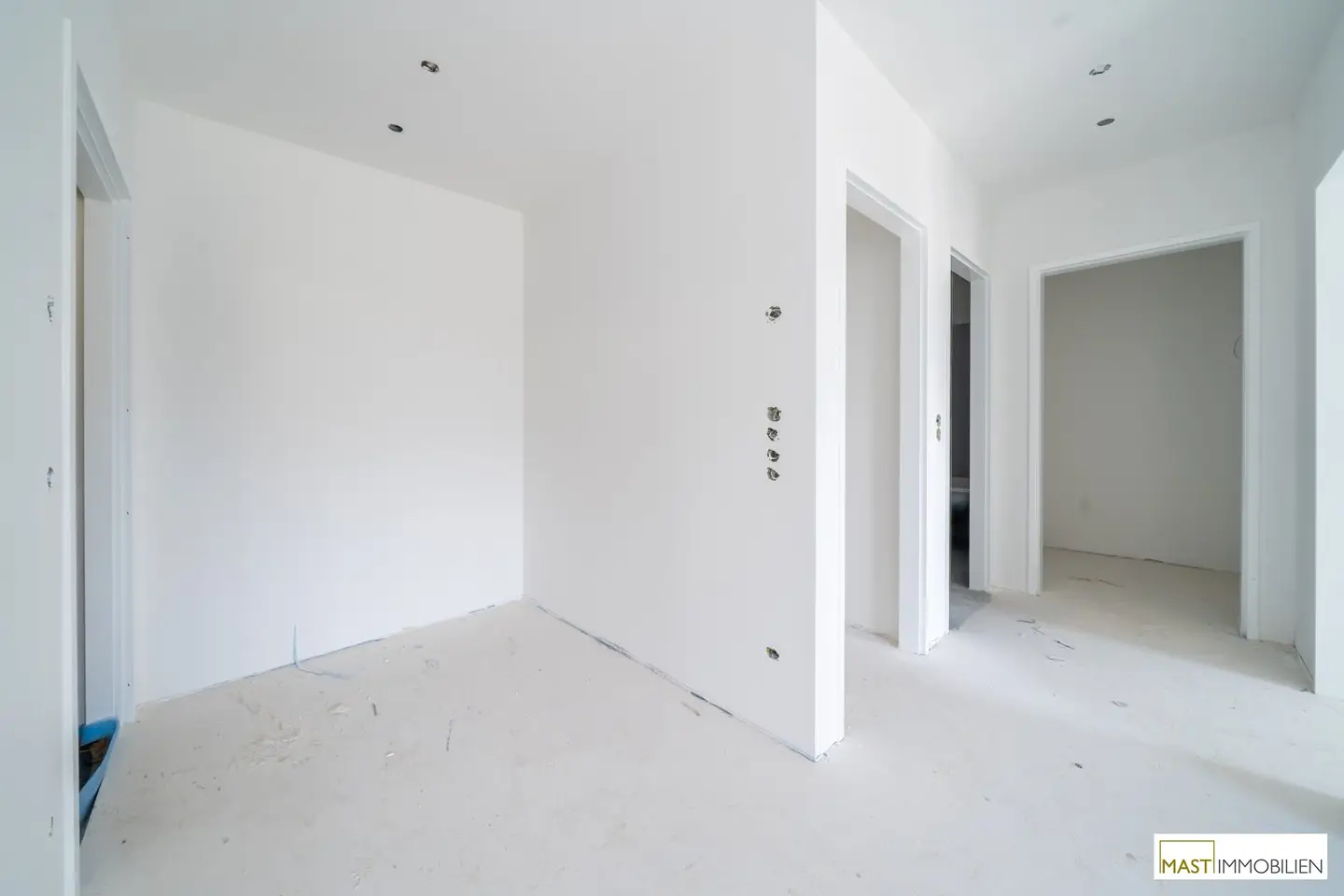 2-room apartment on the 1st floor Available from December