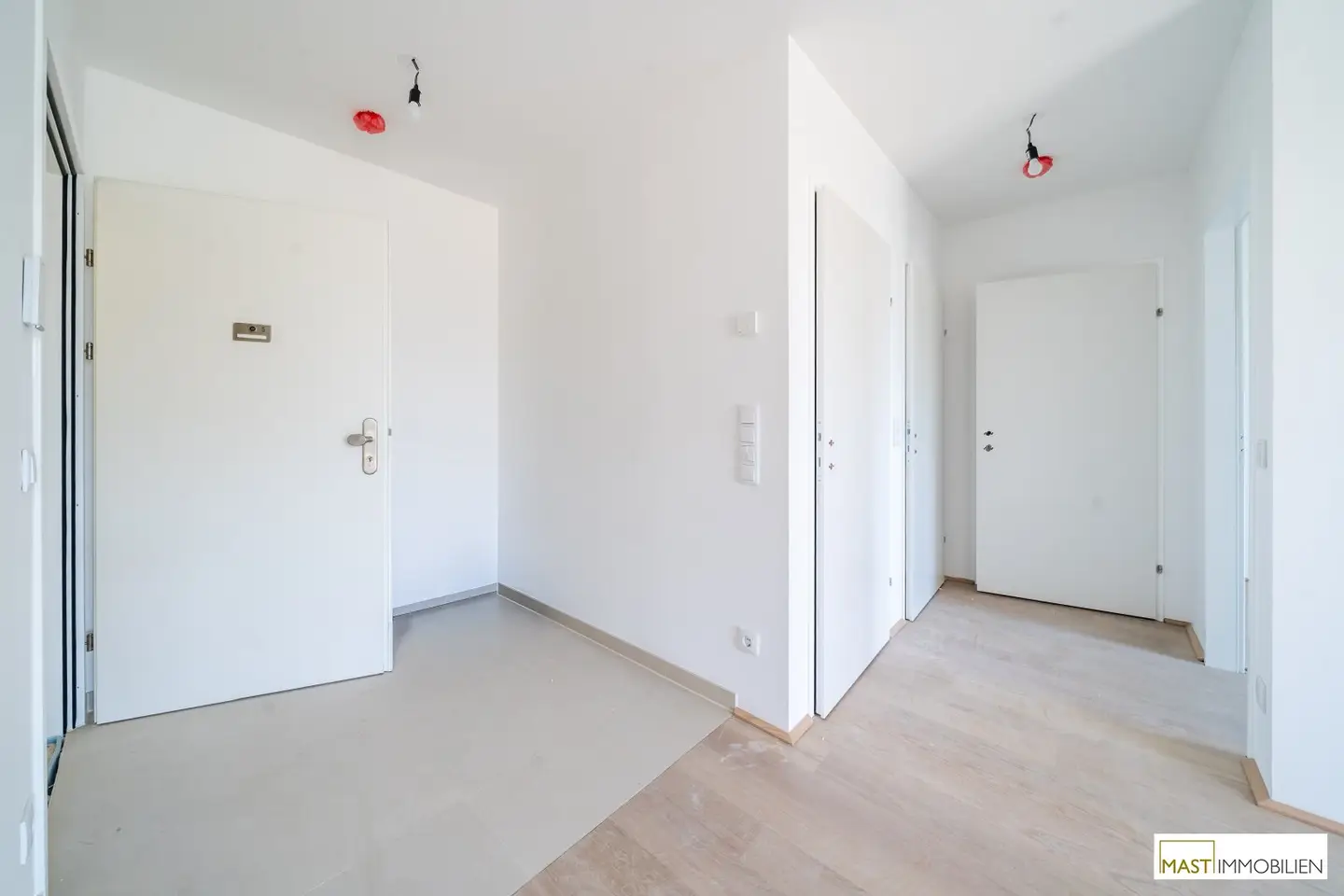 2-room apartment on the 1st floor Available from December