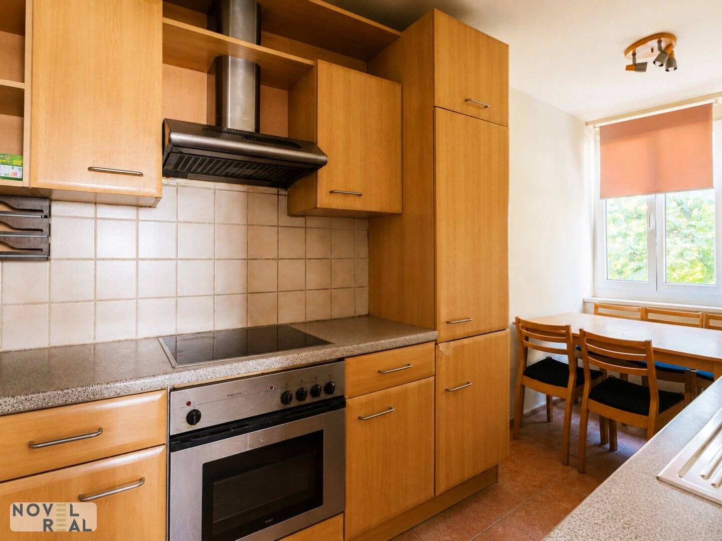 Großzügige 2-Zimmer-Wohnung mit Loggia & viel Gestaltungspotenzial – ausgezeichnete Lage in 1210 Wien