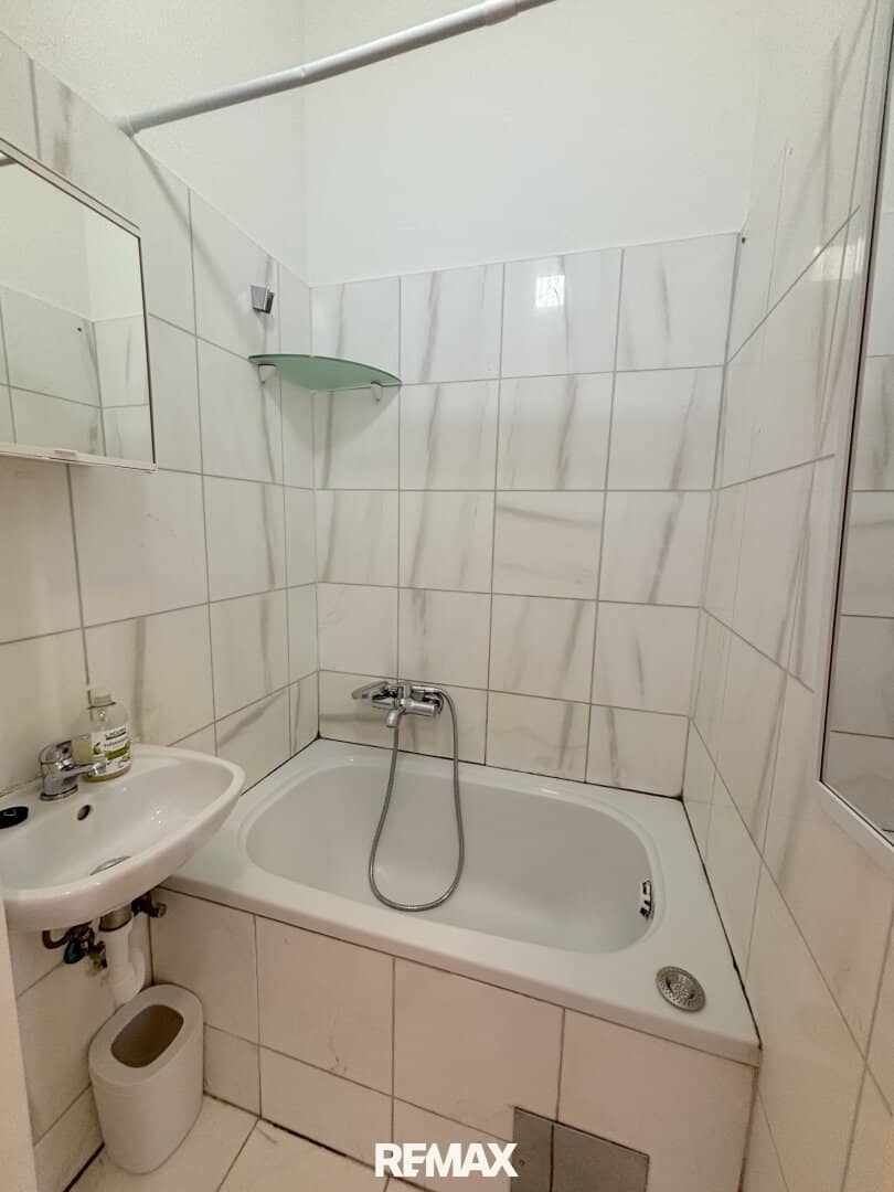 Charming 2-room apartment with distant view