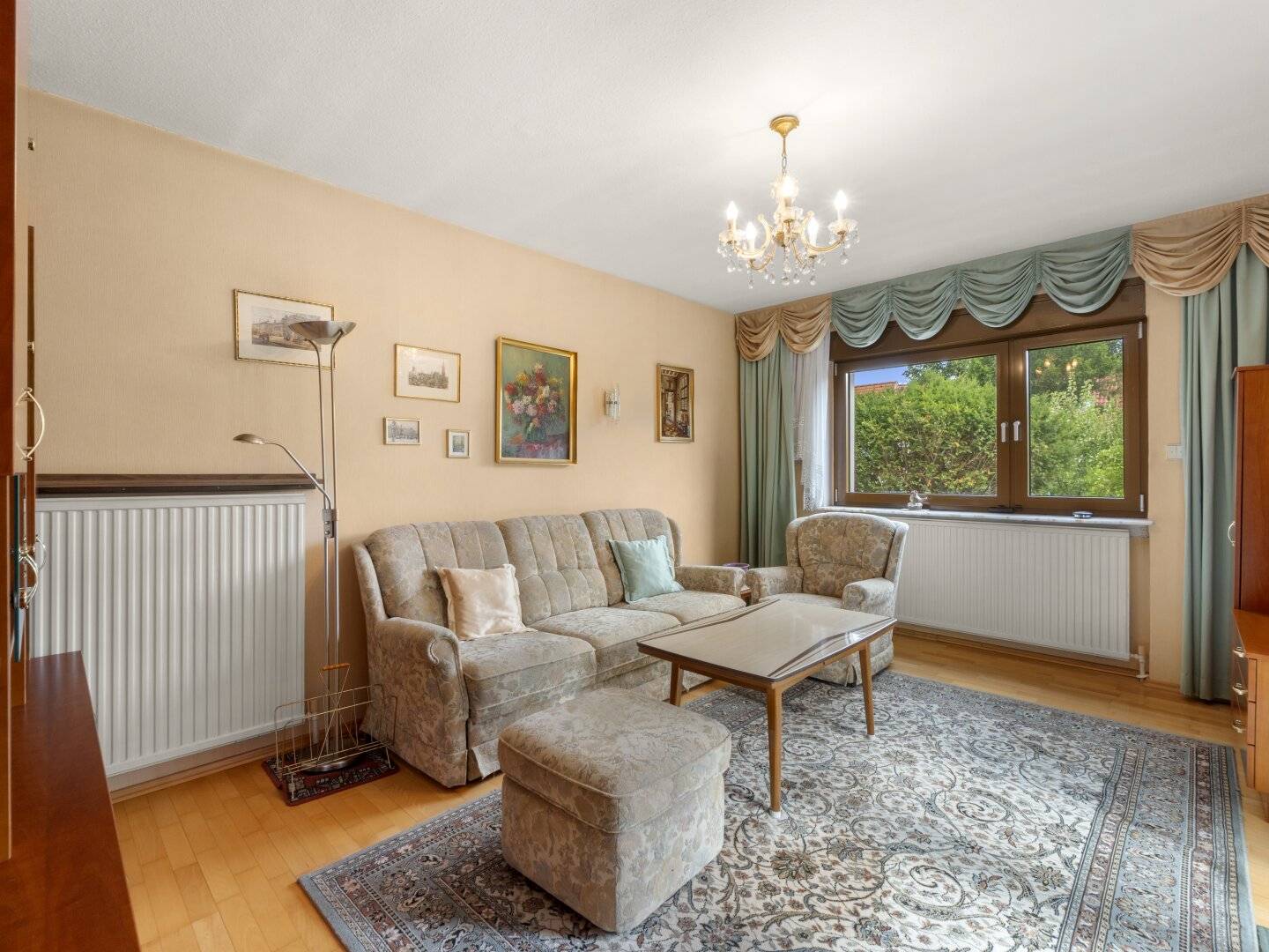 Charming single-family house in 1220 Vienna with garden, garage and sauna