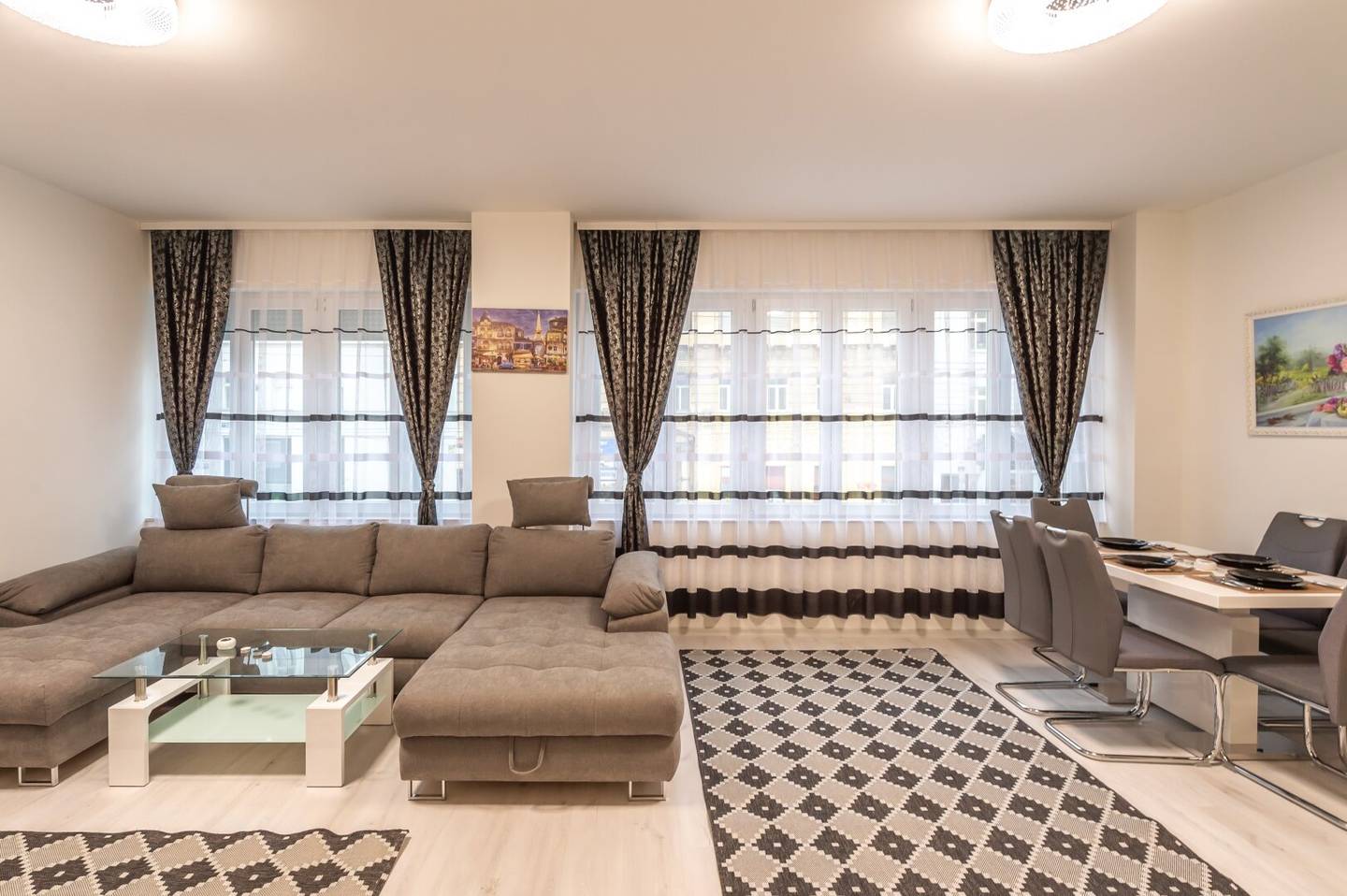 Investor package 1090 Vienna: 6 rented units with commercial space, prime location at Franz-Josefs-Bahnhof