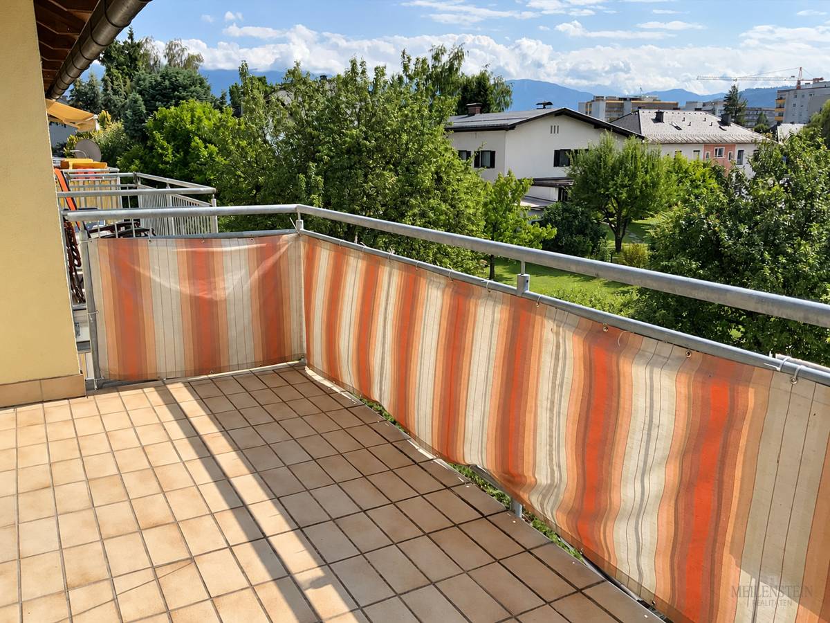 Zentrumsnahe Wohnung mit Terrasse und Stellplatz