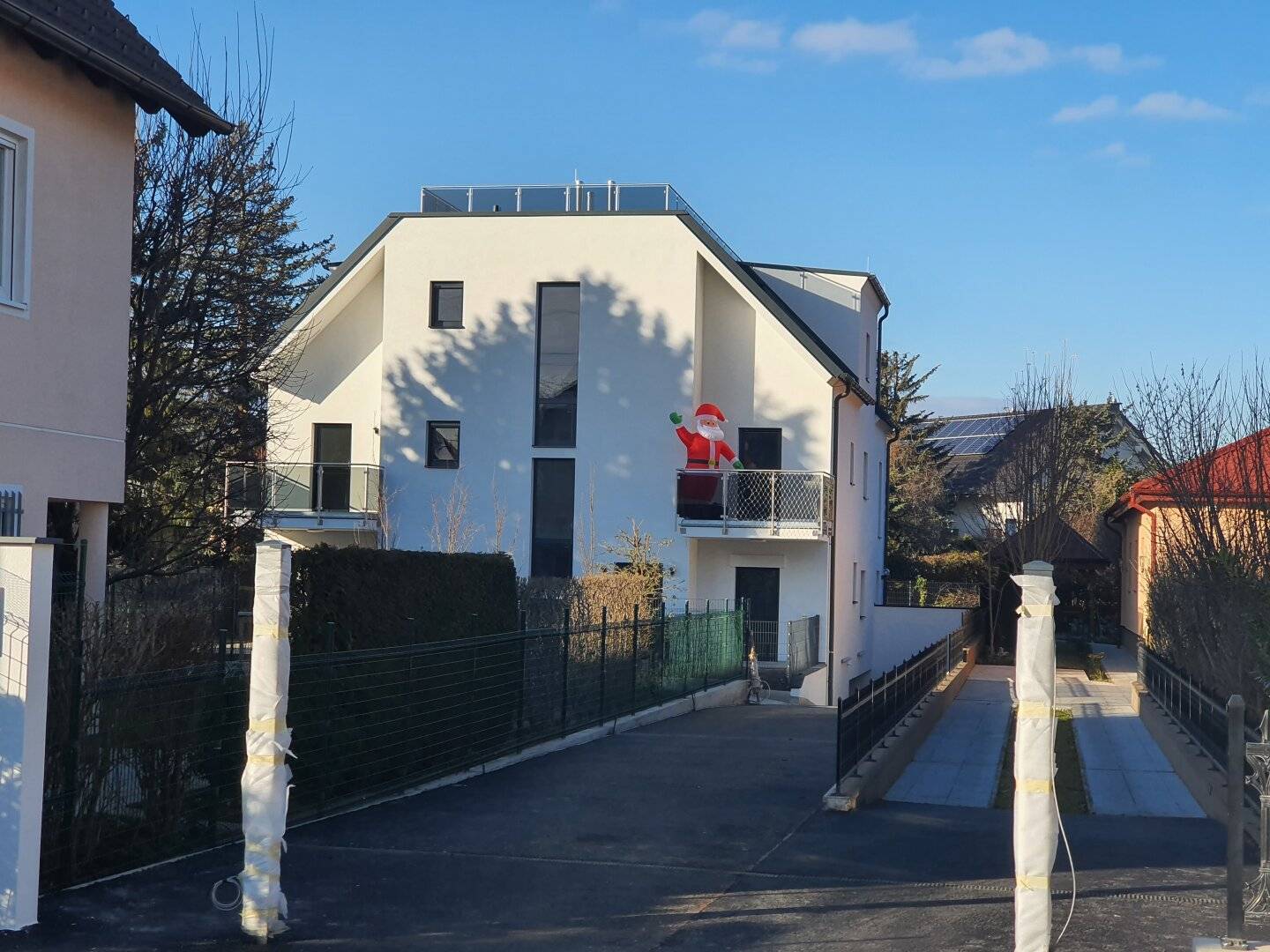 Investor package 1210 Vienna: 5 rented new build apartments with private garden &amp; roof gardens