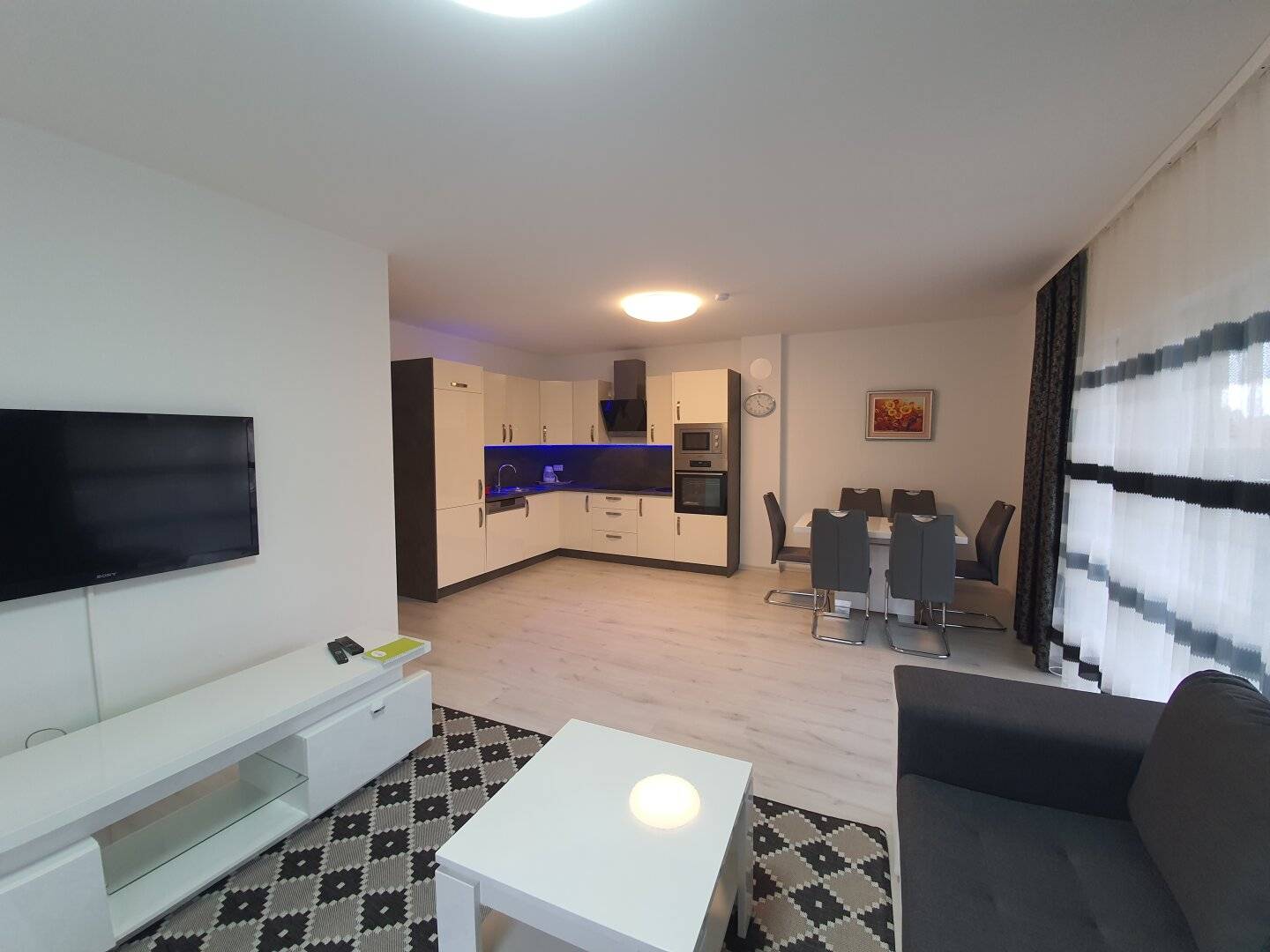 Investor package 1210 Vienna: 5 rented new build apartments with private garden &amp; roof gardens