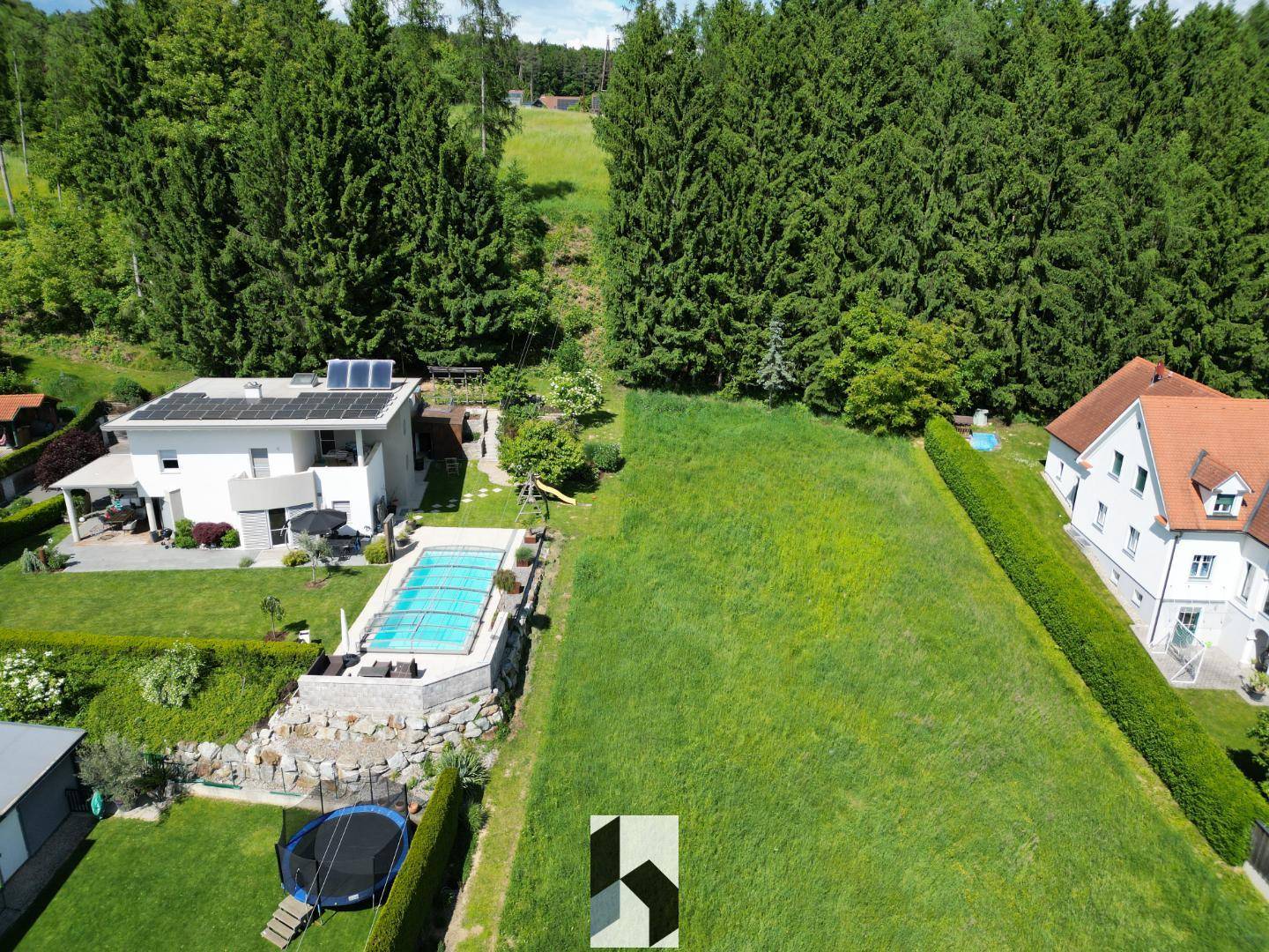 Sunny outlook on village edge apartment