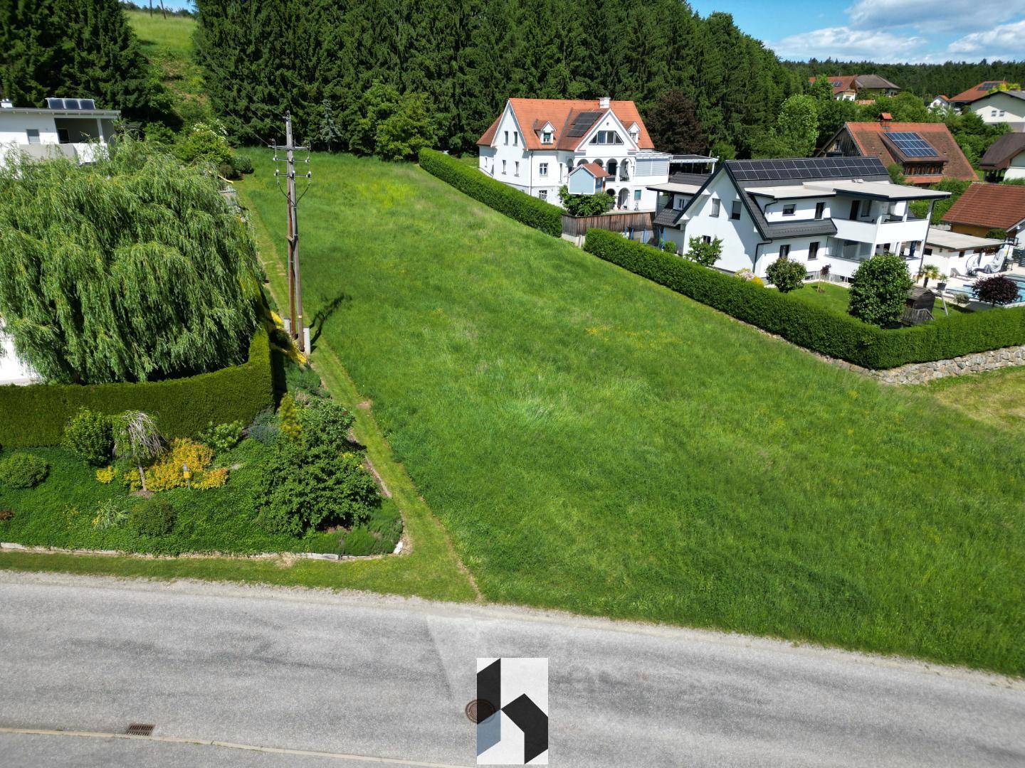 Sunny outlook on village edge apartment