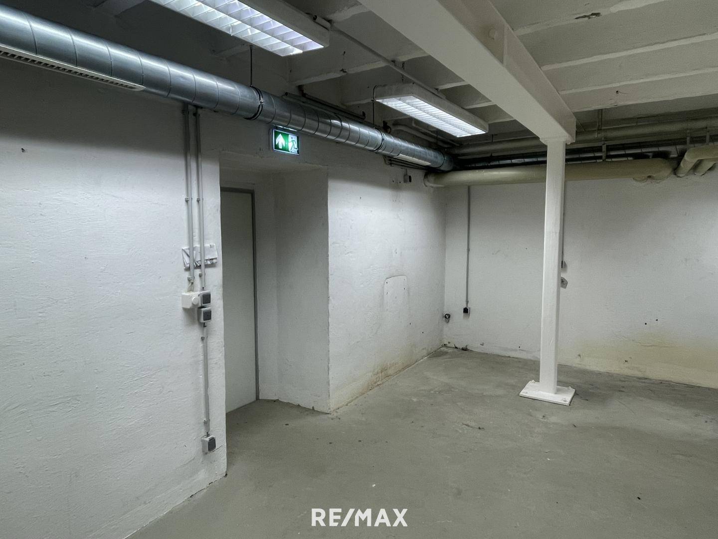 Souterrainwohnung zentral nahe Messe mit Stromanschluss