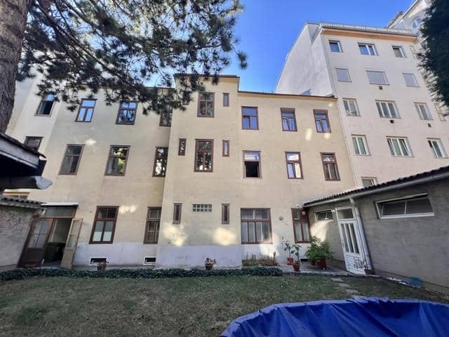 Investment apartment with development potential and garage