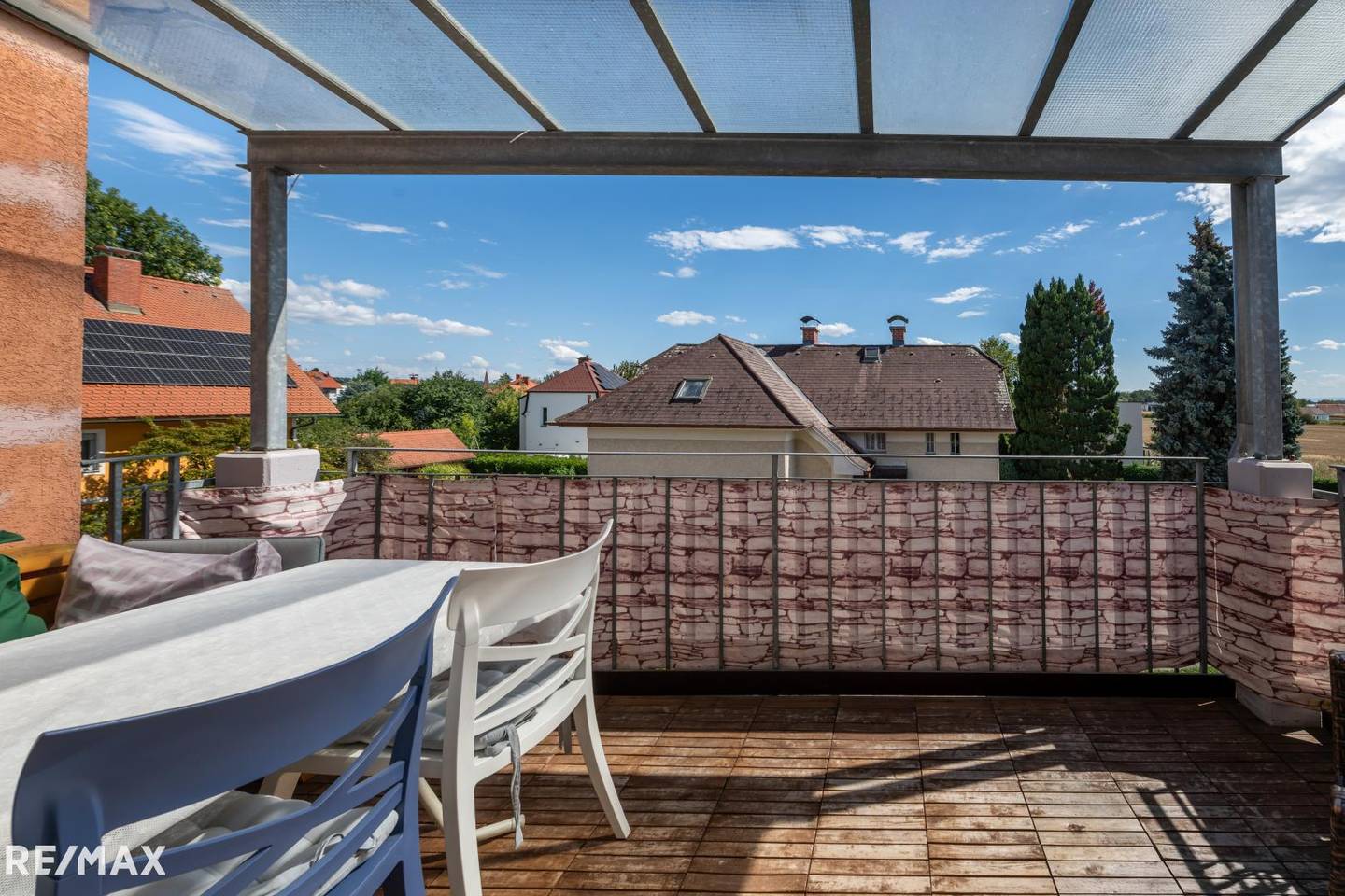 Bright apartment near city beach with south balcony