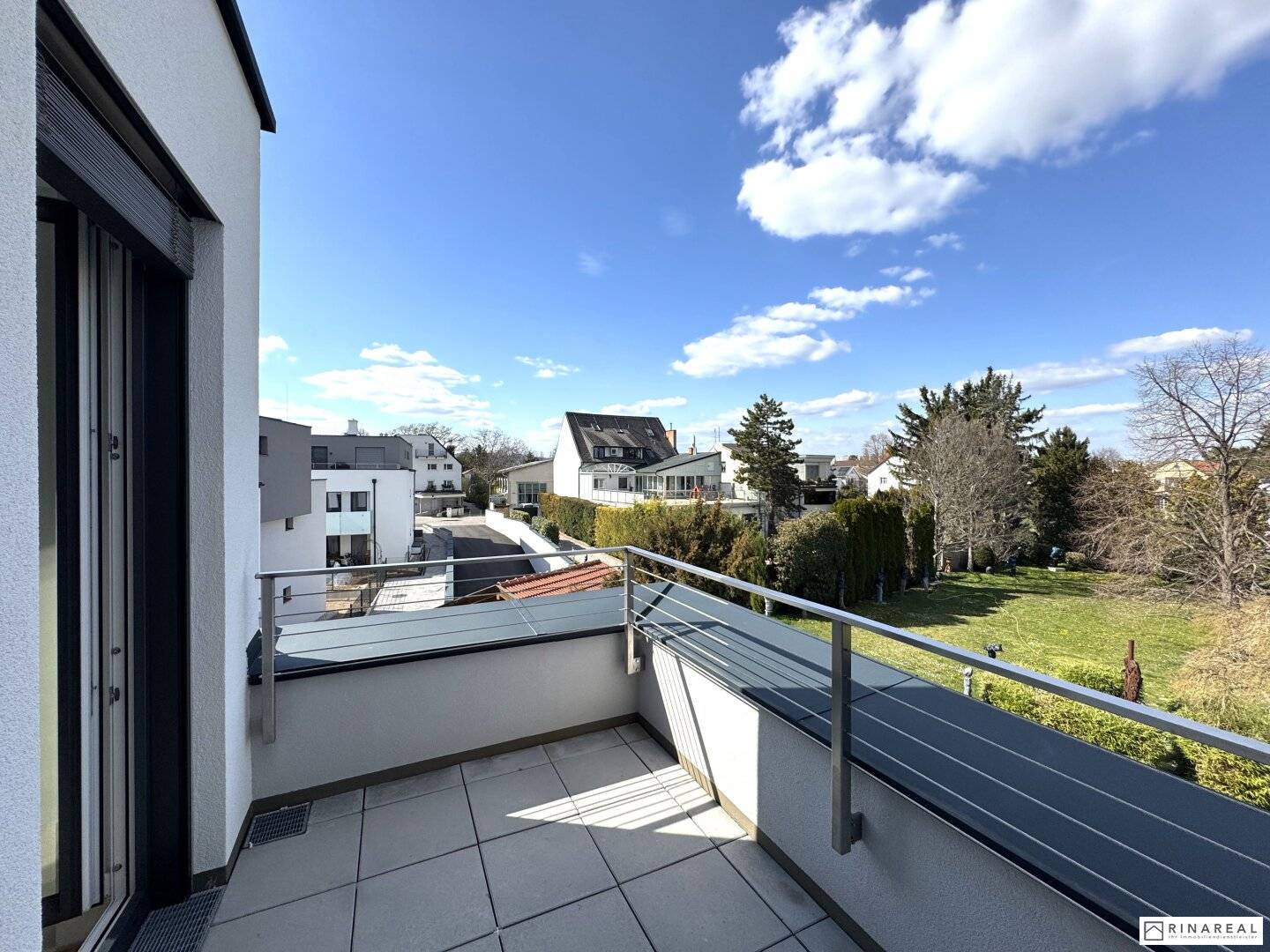 Blumengasse - 2 room apartment with terrace | 2nd floor = attic | new building second occupancy | air conditioning | fitted kitchen | plus underground parking space | Top C16