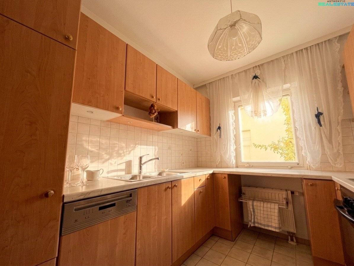 Charming terraced house in Wolkersdorf with garden, terrace, garage – 4 rooms, 120m²