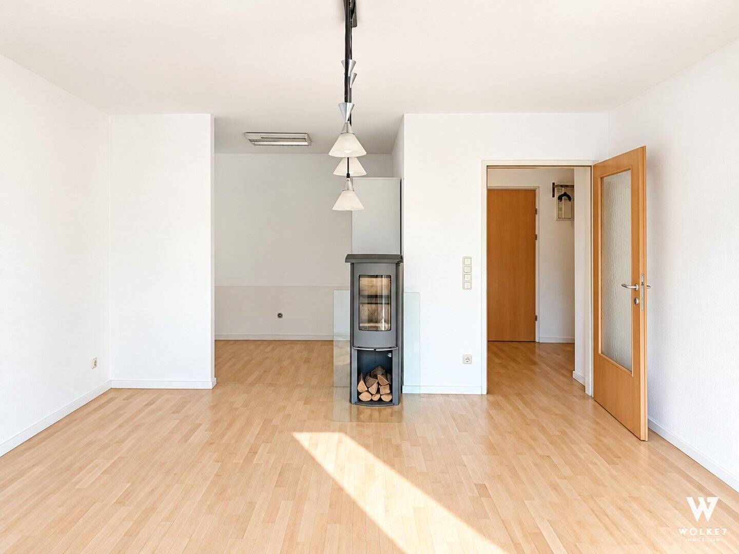 42 m² LIVING + 60 m² GARDEN | Terrace &amp; prime location near Badeteich Hirschstetten