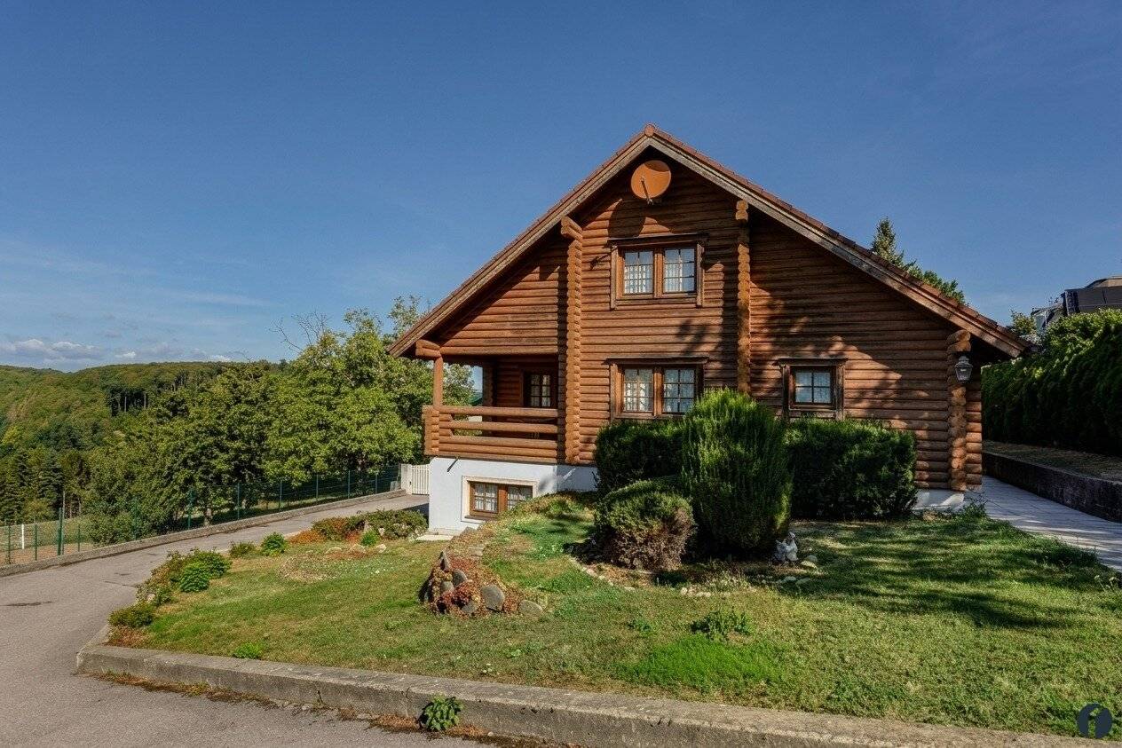Chalet feeling in the Vienna Woods – living where wood and nature are at home