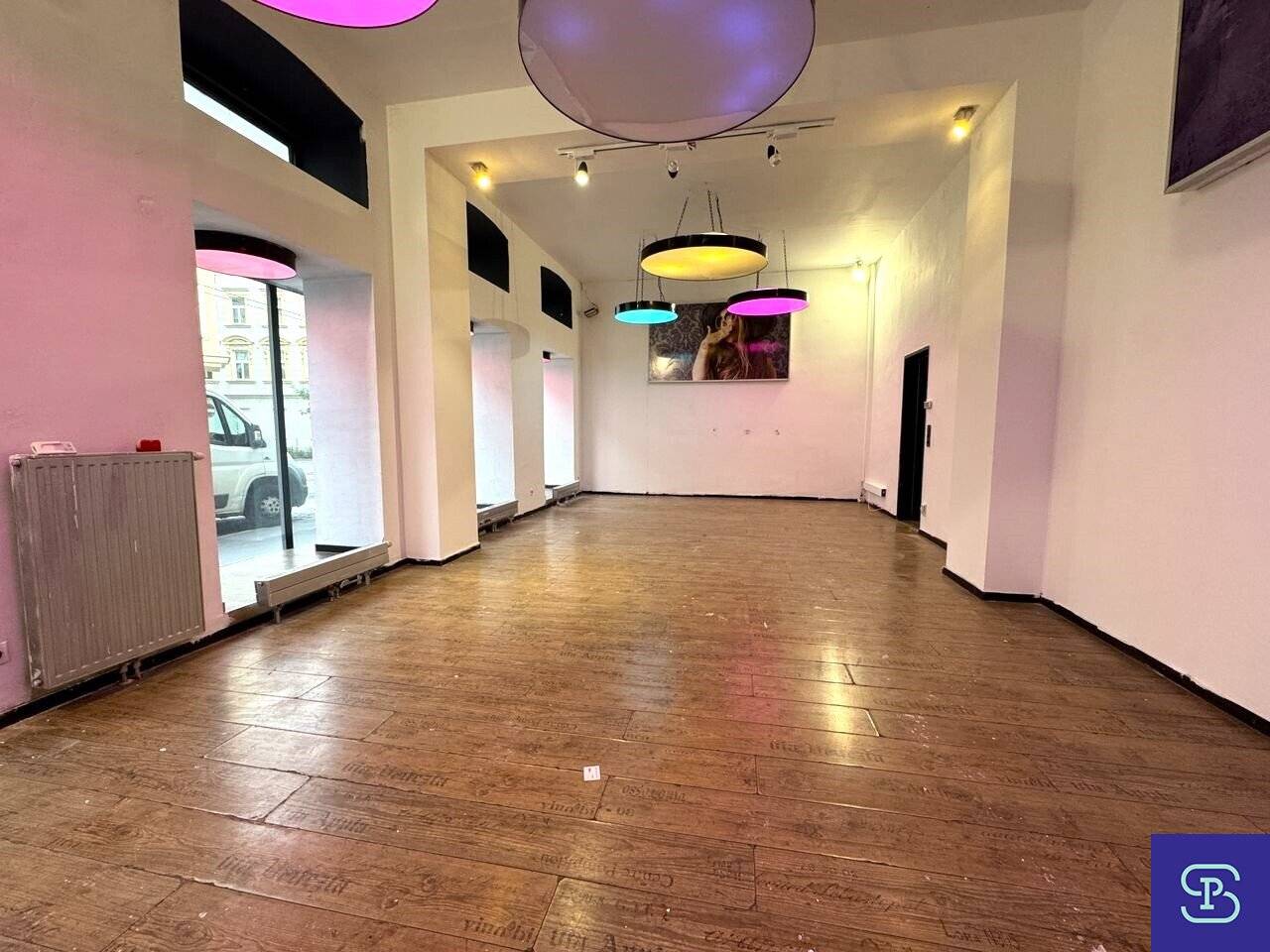 Thaliastraße: 61 m² retail unit on an open-ended main lease - 1160 Vienna