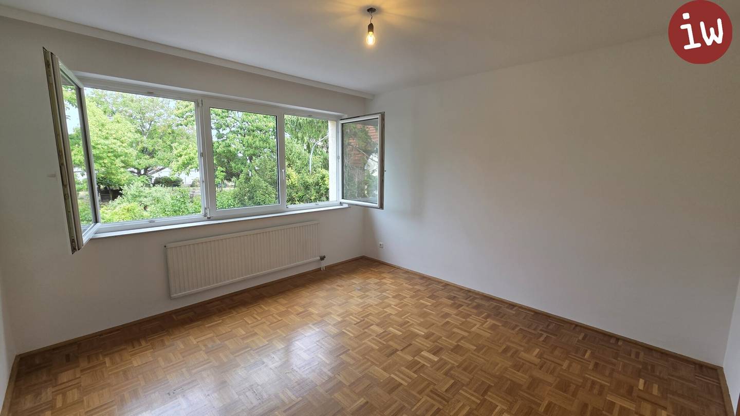Center - Move-in ready: quiet 4 room apartment with excellent infrastructure