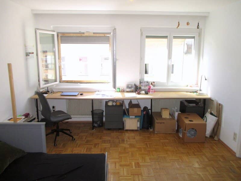Very bright 2-room apartment with fitted kitchen on the 6th floor with elevator