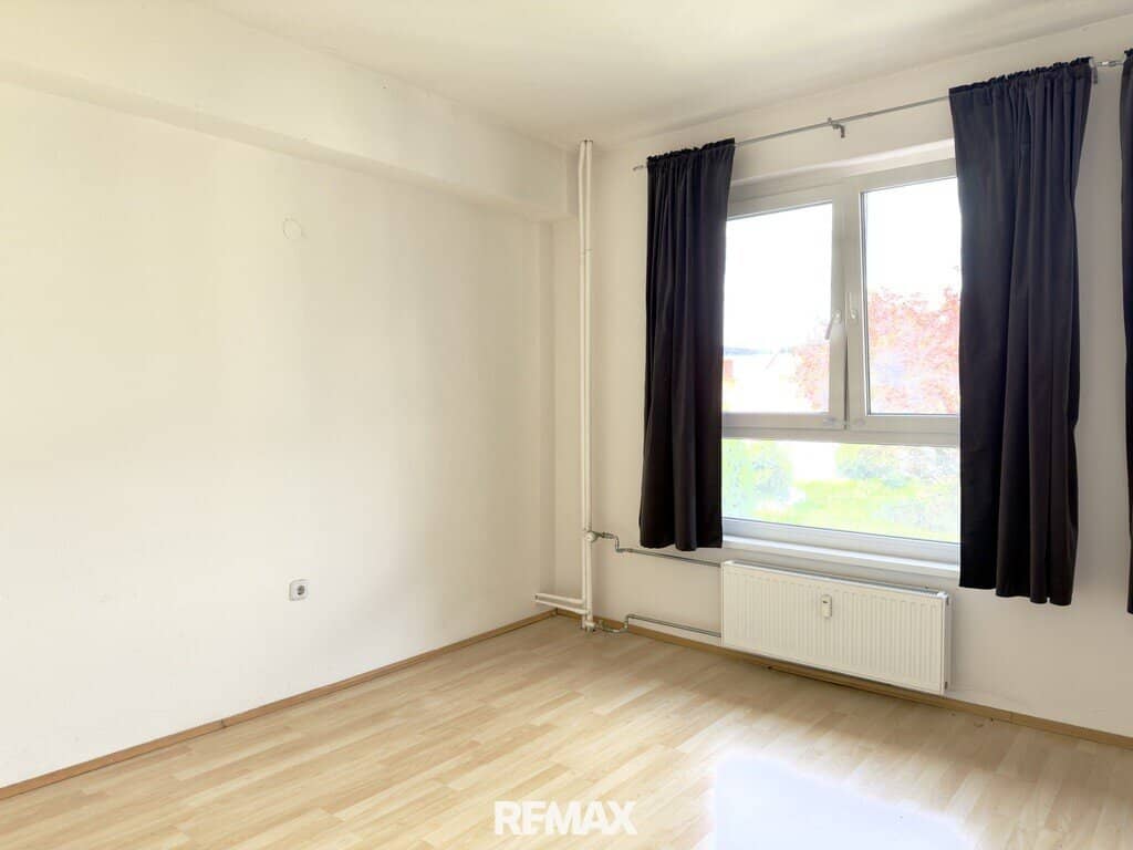 Comprehensively modernized 2-room condominium with new kitchen in central location of Voitsberg