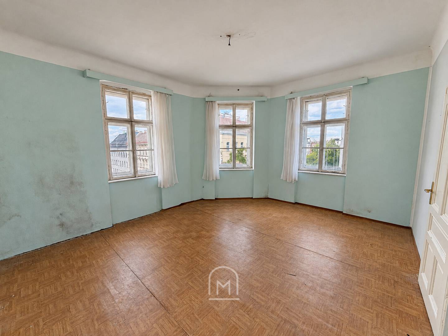 Renovation opportunity Wohnung near Schmelz