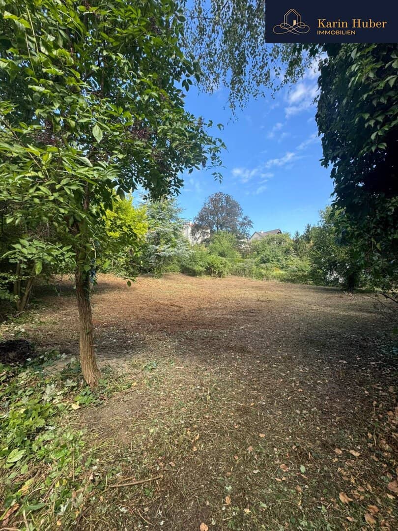 Villa plot in quiet central location of Klosterneuburg
