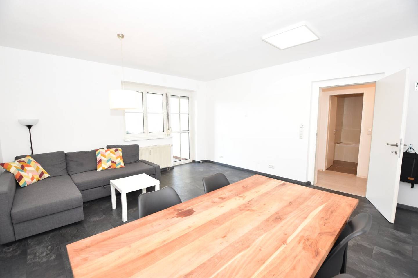 Helle, renovierte Wohnung mit Loggia, Tiefgaragenplatz &amp; guter Infrastruktur in Gallneukirchen!