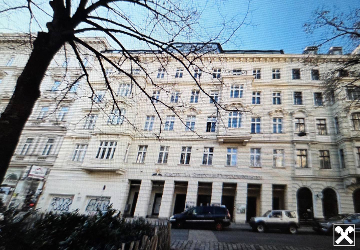 Altbauwohnung mit Fischgrätparkett und Fußbodenheizung