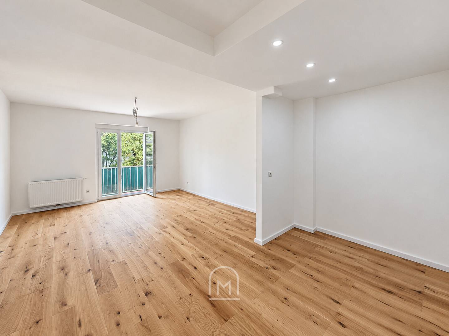 Erstbezug Wohnung mit Balkon und Gartennutzung