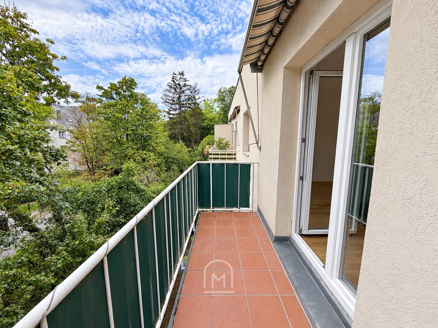 Erstbezug Wohnung mit Balkon und Gartennutzung