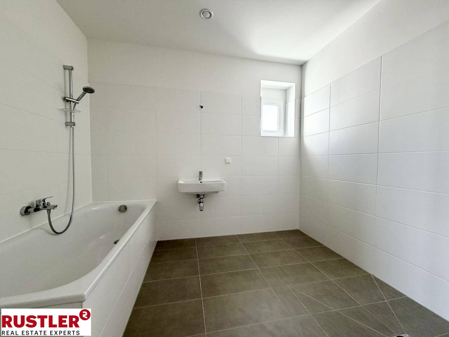 Energieeffiziente Wohnung mit Balkon und Aufzug