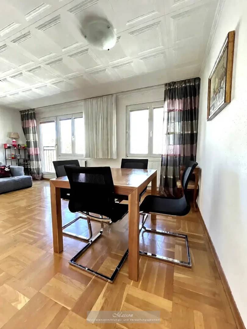 Well maintained new build condominium on the 3rd floor with elevator in 1140 Vienna - Top price 298.000,-