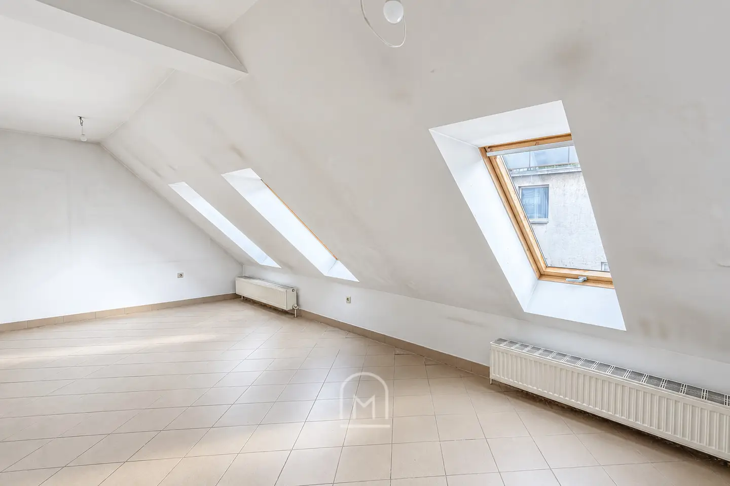 Gepflegte Dachgeschosswohnung nahe Mariahilfer