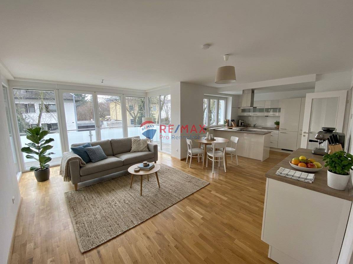 Bright Wohnung with balcony and underground parking