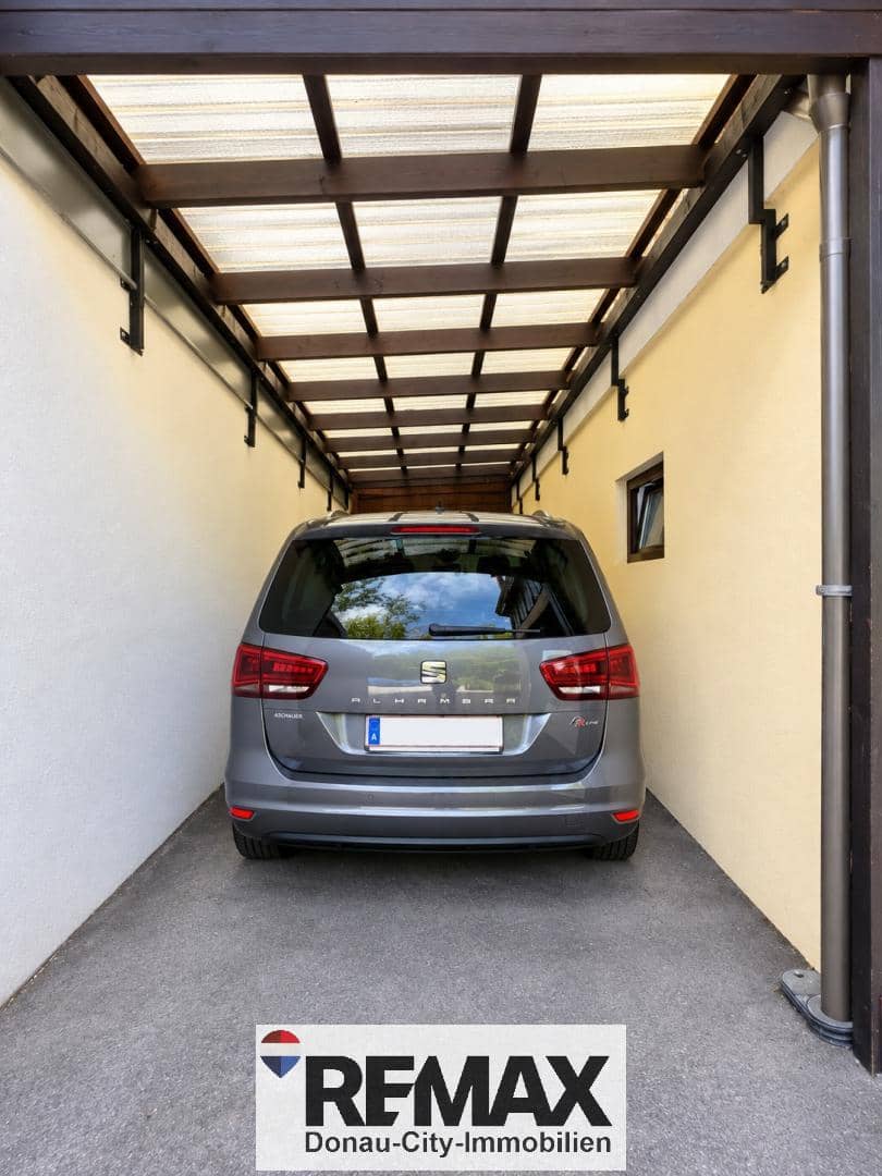 Familienwohnung mit Garten und zwei getrennten Wohnbereichen