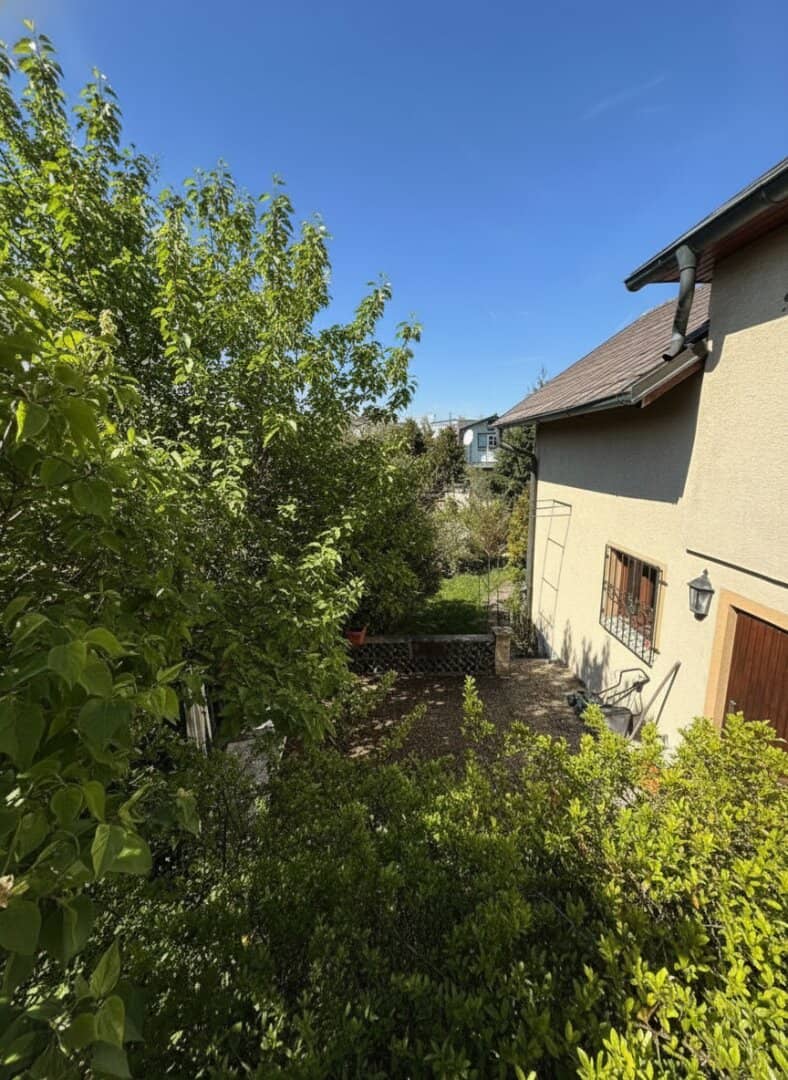 RENOVATE OR BUILD NEW! Allotment garden house on double plot near subway