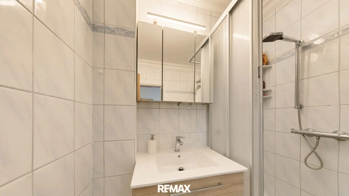 3-room apartment with loggia, gated parking area and perfect infrastructure