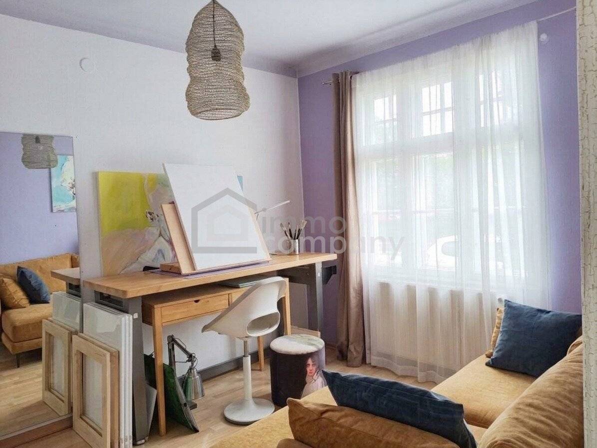 Charmantes  Einfamilienhaus mit wunderschön angelegtem Garten