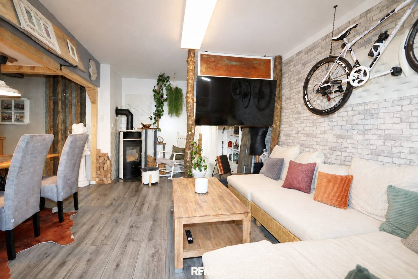 Sauna, Whirlpool &amp; Swedish Stove – Residential dream with wellness factor in Hörsching